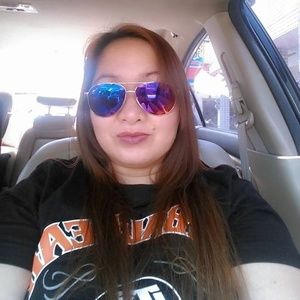 Meet your Posher, Malou